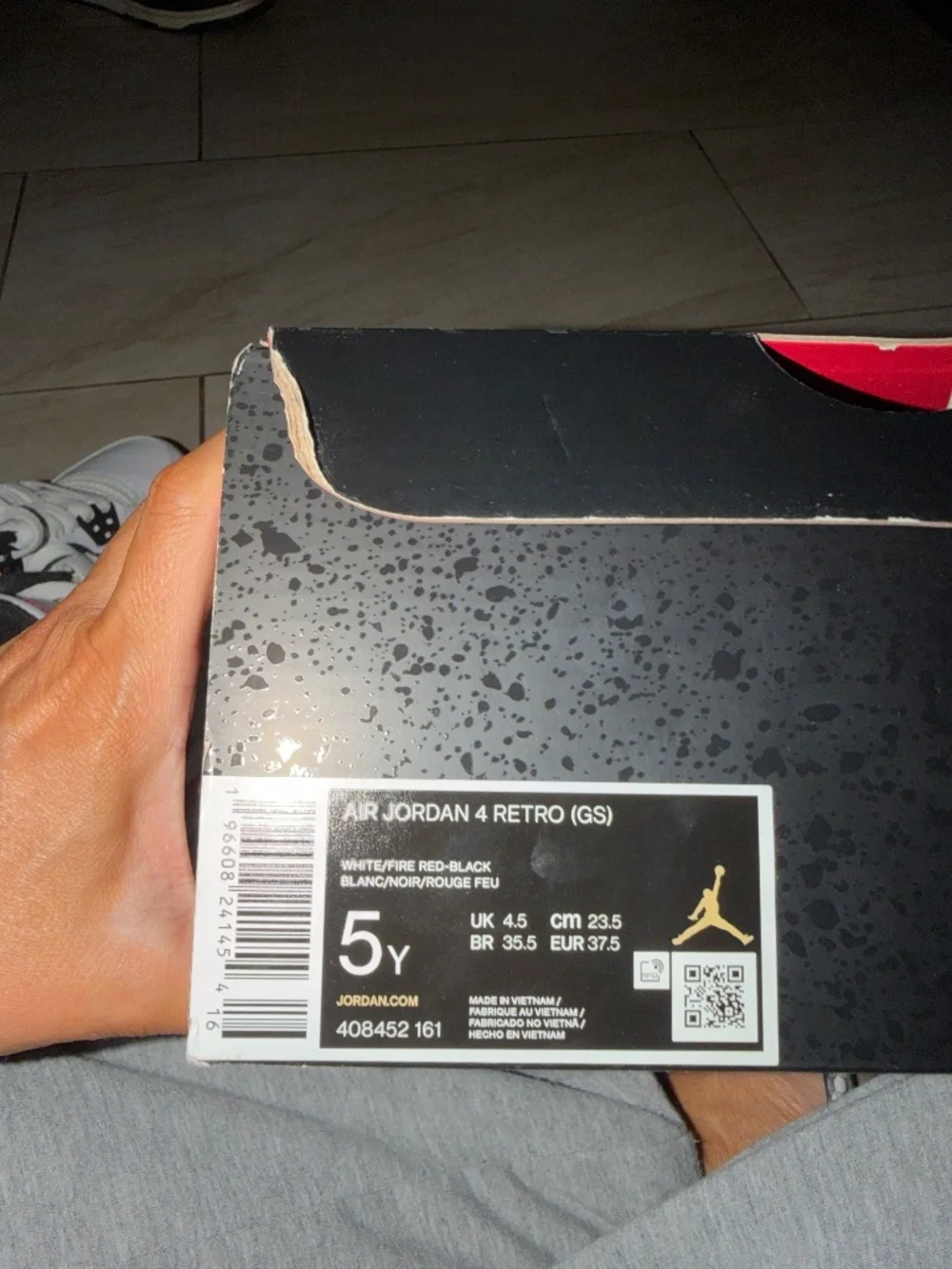 AIR JORDAN 4 RETRO